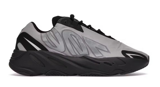 Yeezy Boost 700 MNVN
Metallic